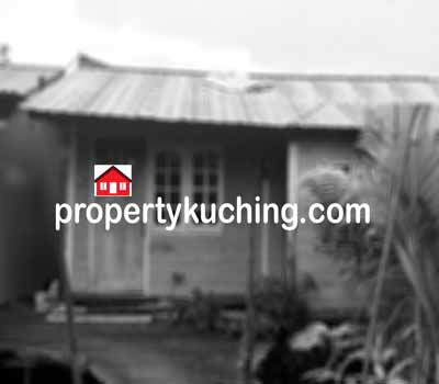 rumah kampung untuk dijual di Astana, kampong house for sale, Petra Jaya