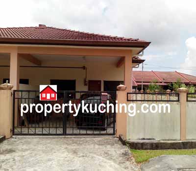 1-storey corner house, Uni-Garden, Kota Samarahan